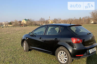 Хетчбек SEAT Ibiza 2013 в 