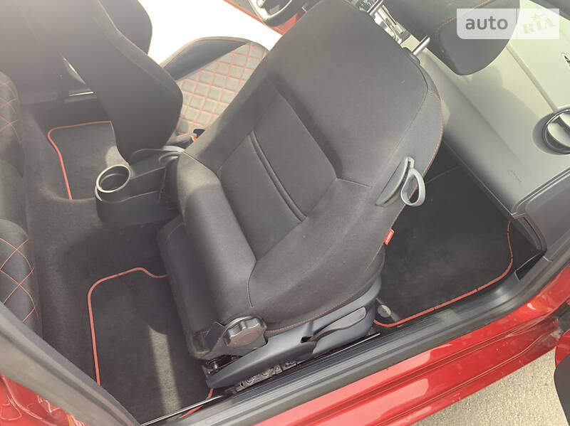 Хетчбек SEAT Ibiza 2009 в Полтаві