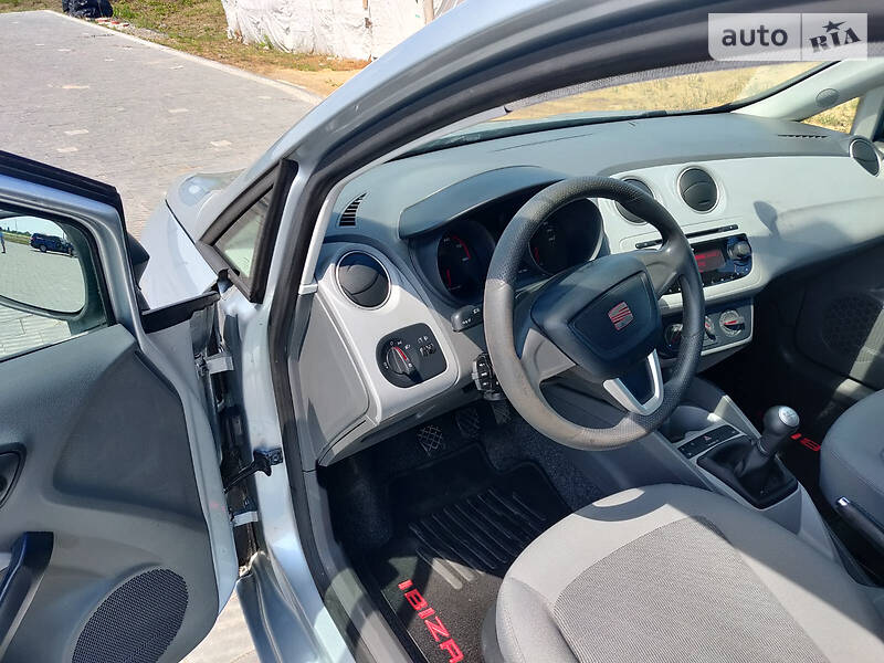 Хетчбек SEAT Ibiza 2008 в Львові