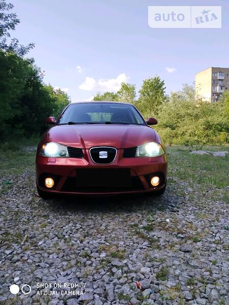 Хетчбек SEAT Ibiza 2006 в Києві фото 5 Хетчбек SEAT Ibiza 2006 в Києві