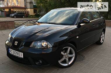 Хетчбек SEAT Ibiza 2006 в 