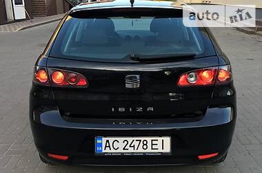 Хетчбек SEAT Ibiza 2006 в 