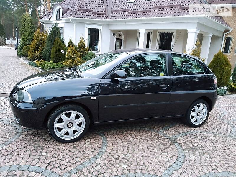 Купе SEAT Ibiza 2004 в Житомирі