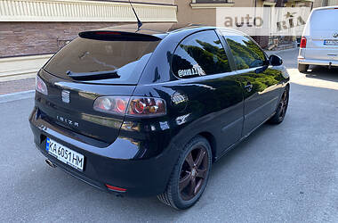 Хэтчбек SEAT Ibiza 2007 в Киеве