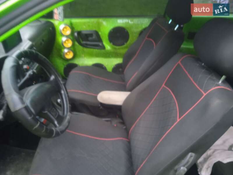 Хетчбек SEAT Ibiza 1994 в Чернівцях