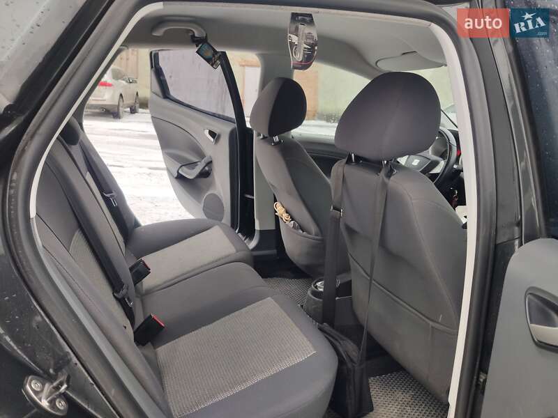 Хэтчбек SEAT Ibiza 2010 в Виннице