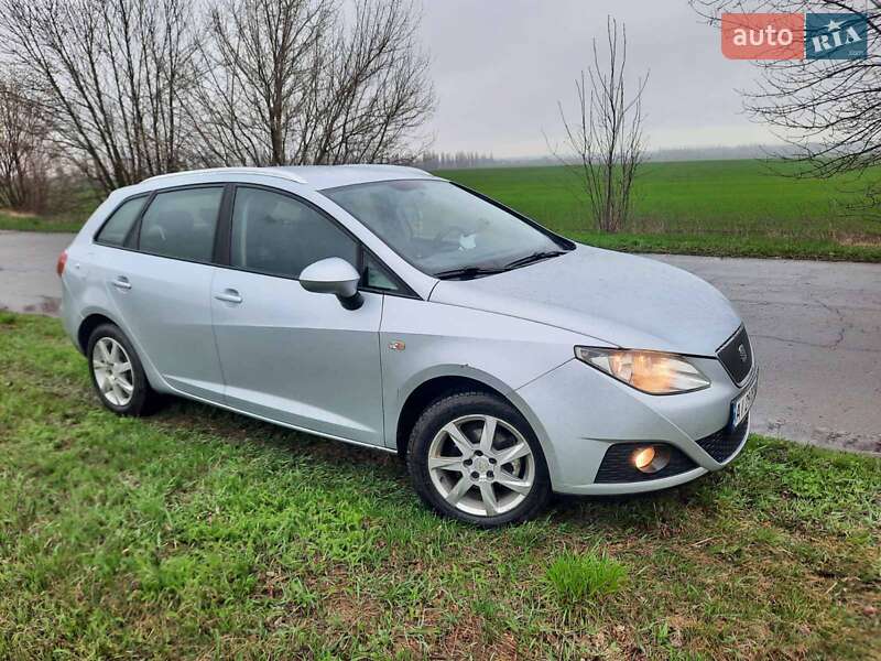 Универсал SEAT Ibiza 2011 в Хороле фото 5 Универсал SEAT Ibiza 2011 в Хороле