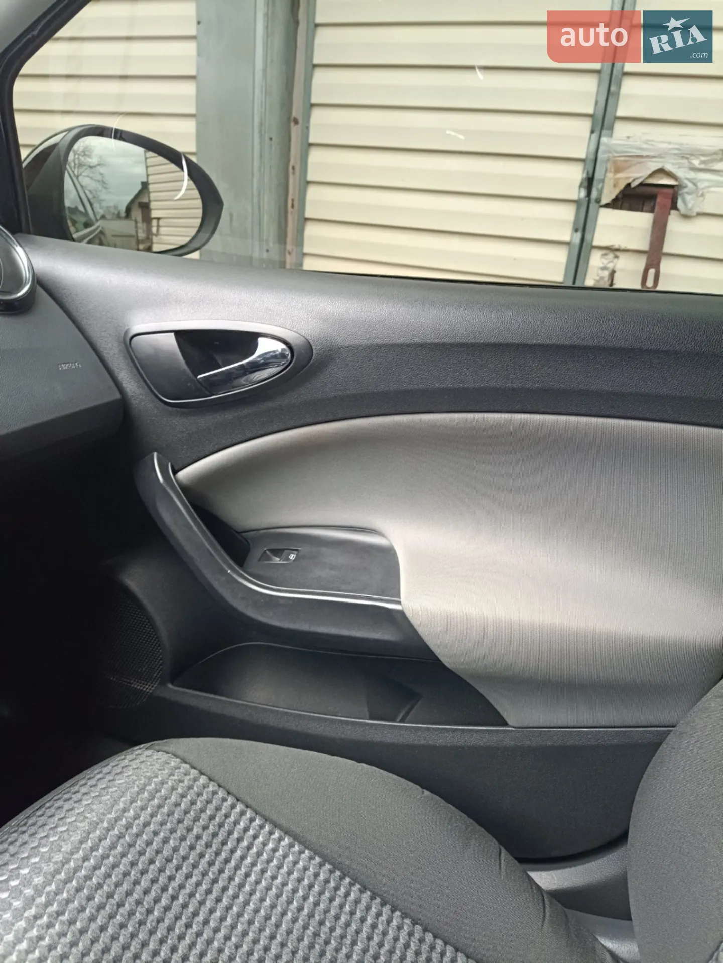 2015 SEAT Ibiza - мініатюра 16