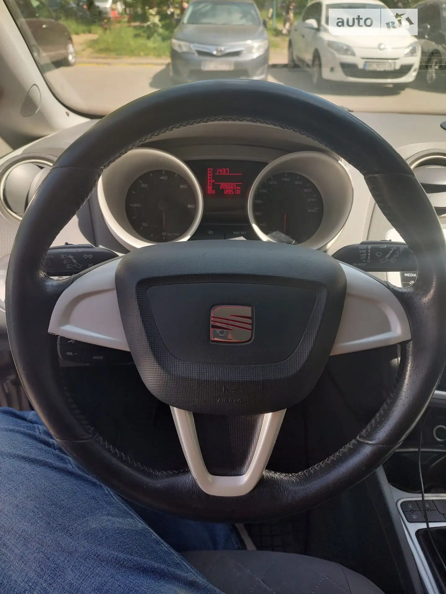 2011 SEAT Ibiza - мініатюра 8