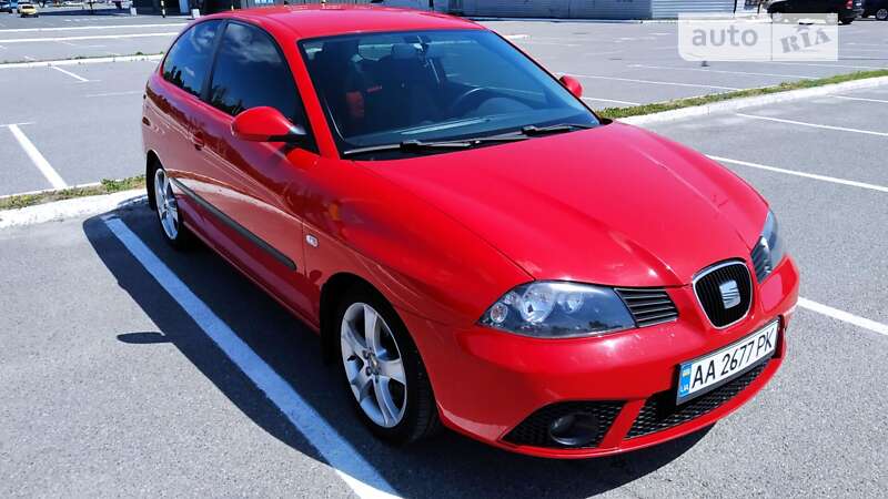 Хэтчбек SEAT Ibiza 2007 в Киеве