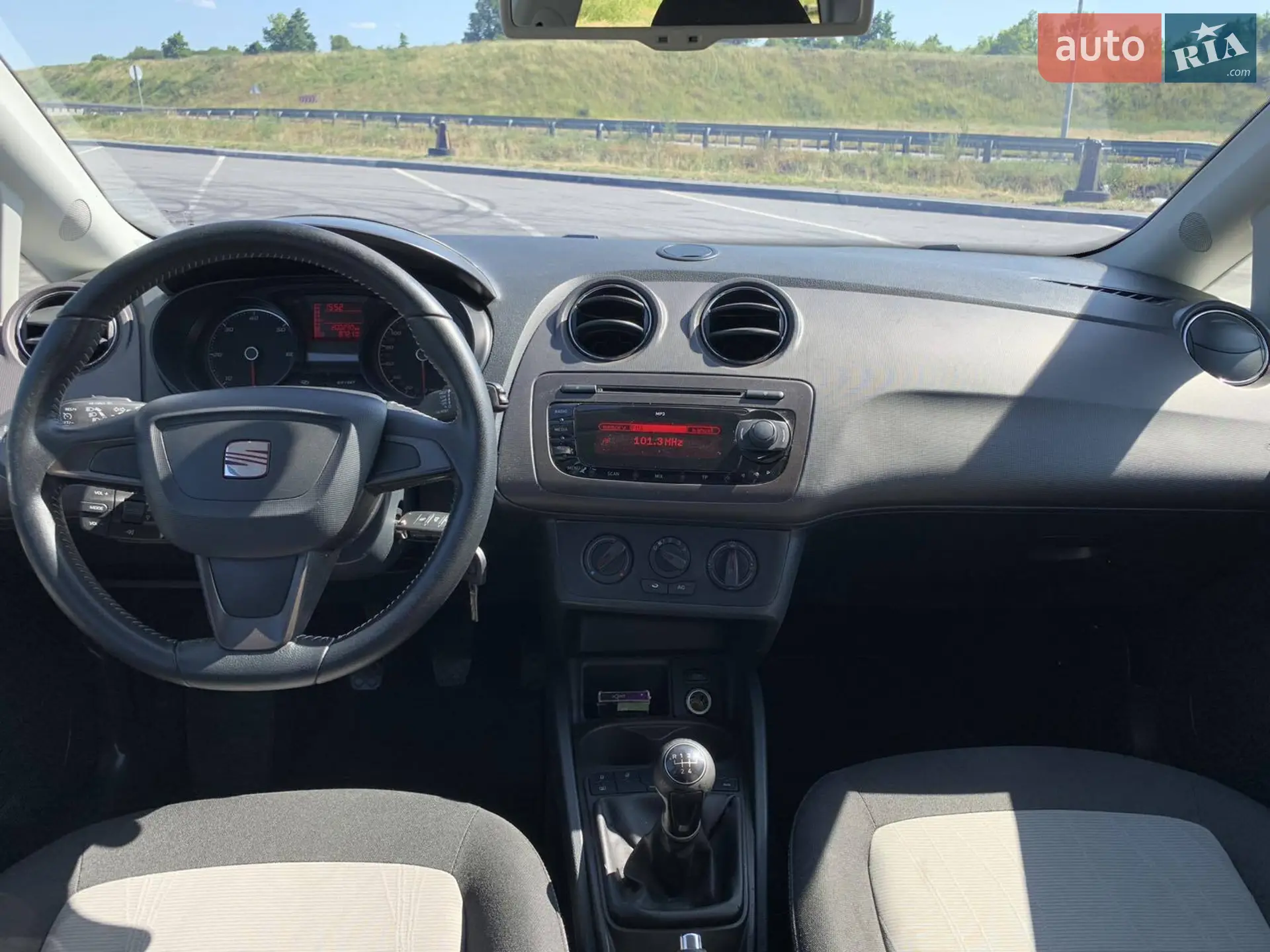 2012 SEAT Ibiza - мініатюра 8