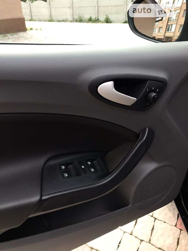 Хетчбек SEAT Ibiza 2010 в Калуші