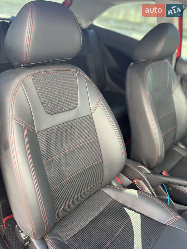 Хетчбек SEAT Ibiza 2010 в Дніпрі