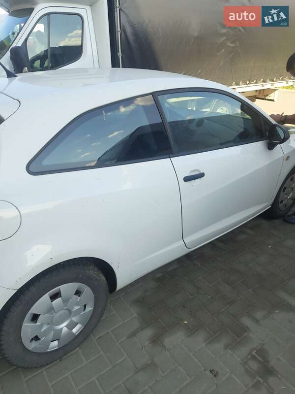 Хэтчбек SEAT Ibiza 2013 в Ирпене