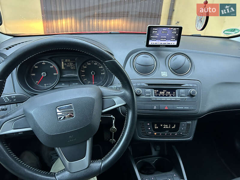 Хэтчбек SEAT Ibiza 2014 в Мостиске