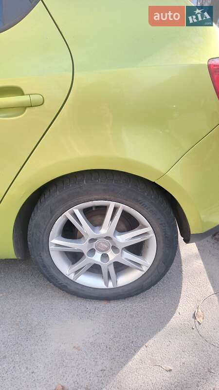 Хэтчбек SEAT Ibiza 2008 в Днепре