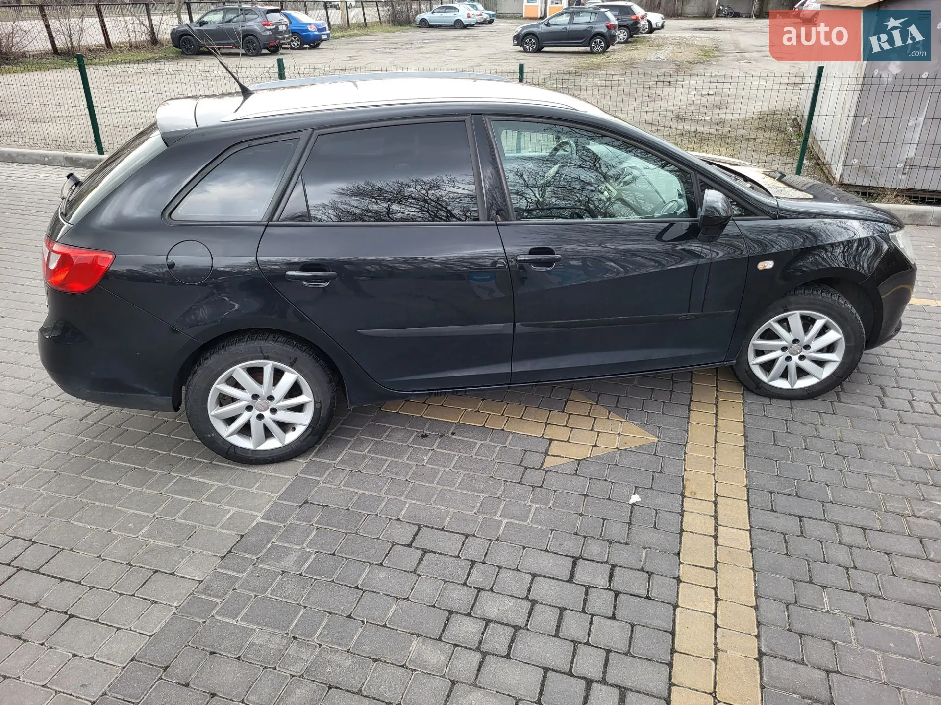 2013 SEAT Ibiza - мініатюра 2