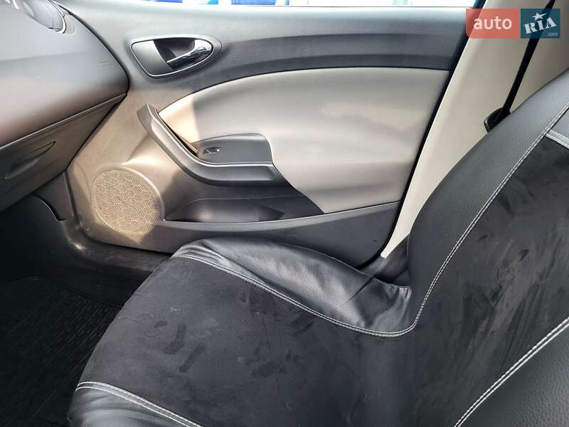 Універсал SEAT Ibiza 2013 в Дніпрі