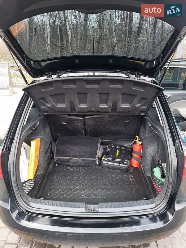 Універсал SEAT Ibiza 2013 в Дніпрі