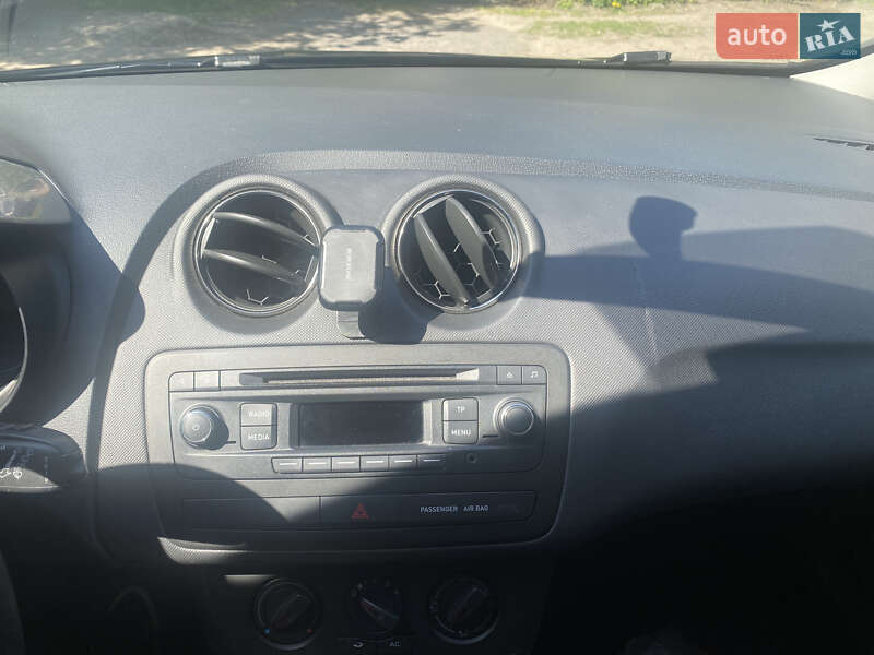 Хэтчбек SEAT Ibiza 2014 в Львове фото 21 Хэтчбек SEAT Ibiza 2014 в Львове