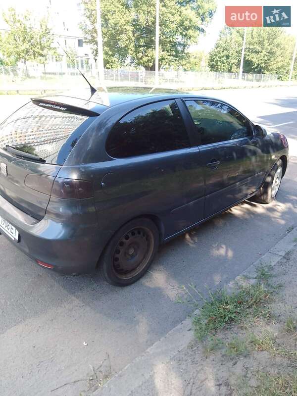 Хетчбек SEAT Ibiza 2007 в Києві