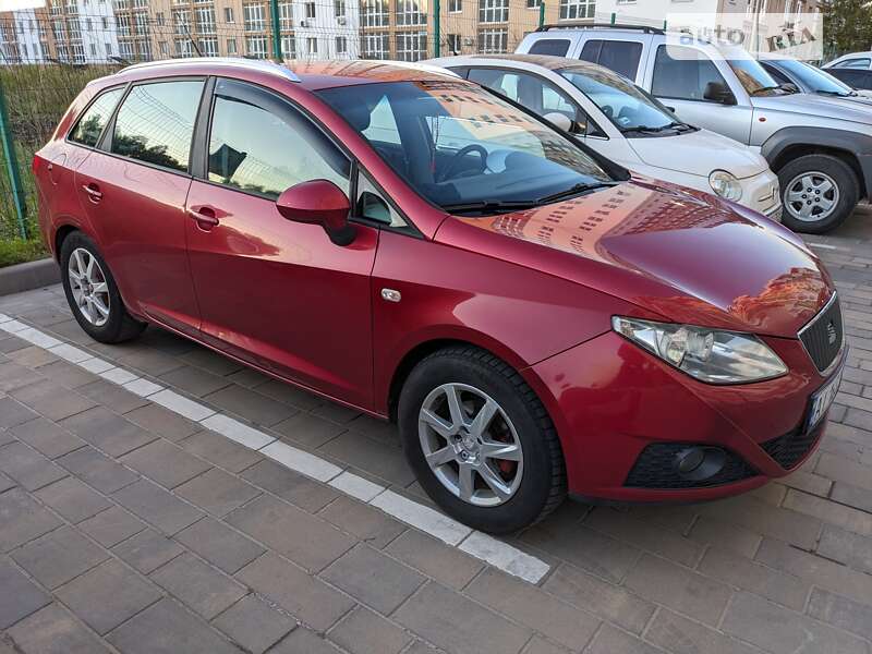 Хетчбек SEAT Ibiza 2011 в Києві