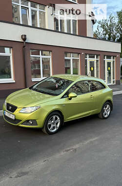 Хэтчбек SEAT Ibiza 2010 в Полтаве