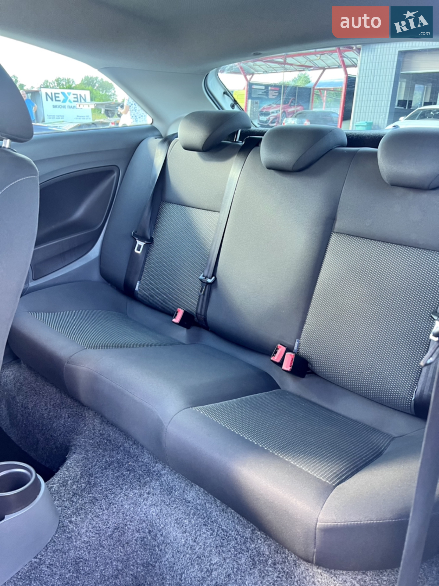 2010 SEAT Ibiza - мініатюра 12