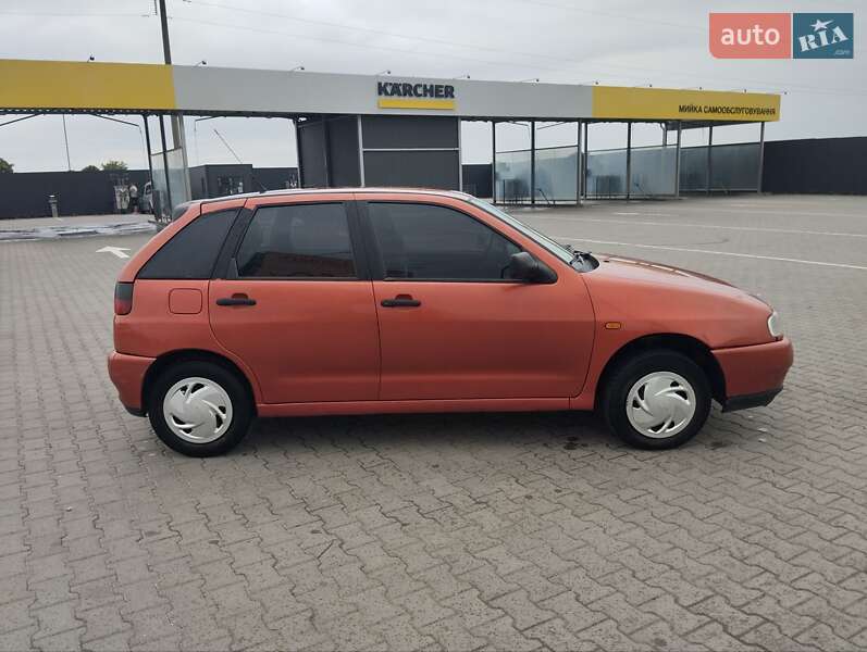 Хетчбек SEAT Ibiza 1997 в Луцьку