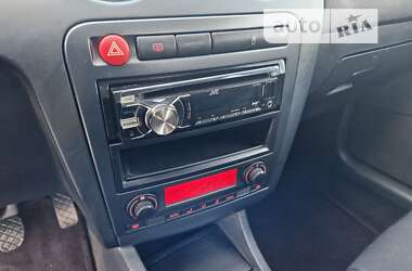 Хетчбек SEAT Ibiza 2008 в Києві