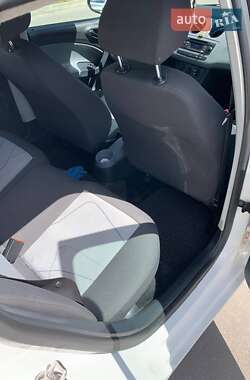 Хэтчбек SEAT Ibiza 2014 в 