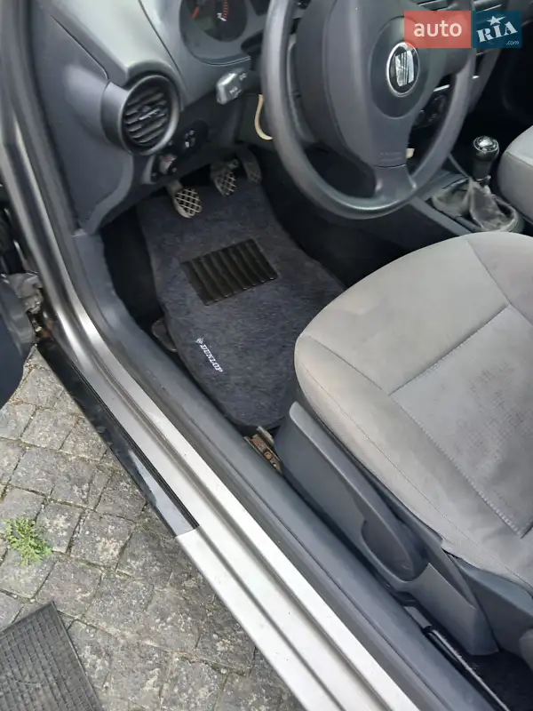 SEAT Ibiza 2003