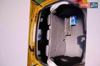 Хэтчбек SEAT Ibiza 2010 в 