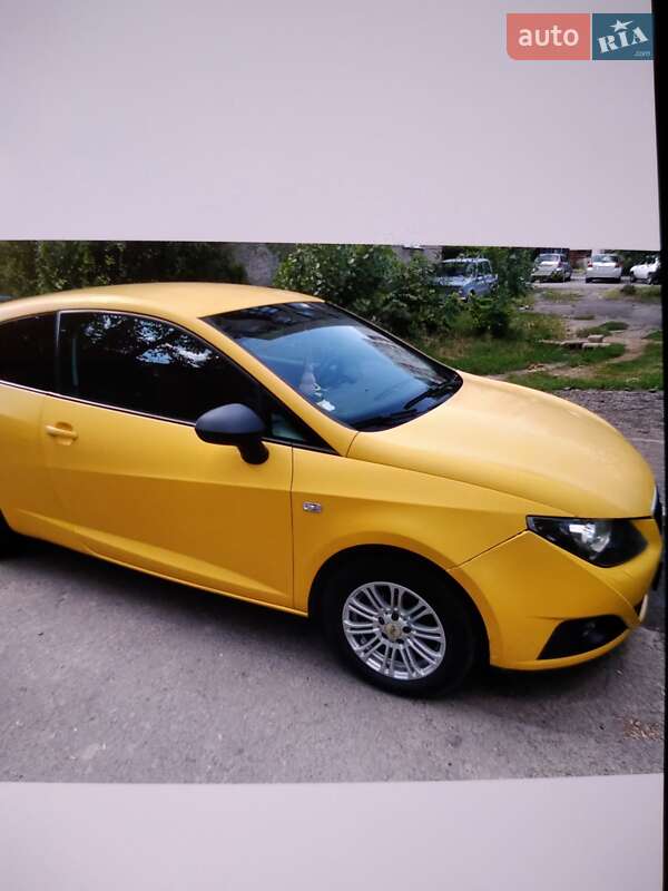 Хэтчбек SEAT Ibiza 2010 в Перечине