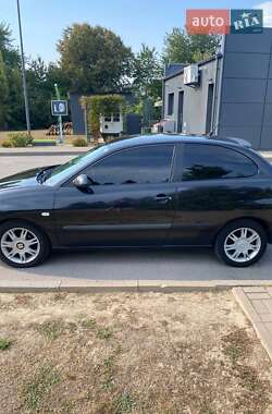 Хэтчбек SEAT Ibiza 2003 в Баре