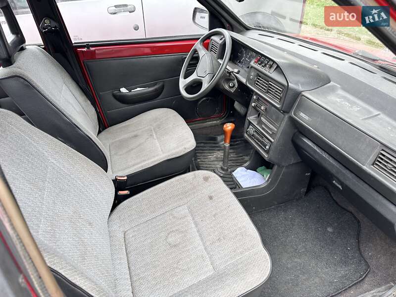 Хэтчбек SEAT Ibiza 1991 в Ровно