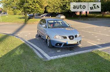 Хетчбек SEAT Ibiza 2006 в Ужгороді