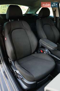 Хэтчбек SEAT Ibiza 2008 в 