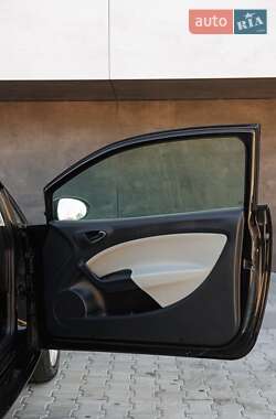 Хэтчбек SEAT Ibiza 2008 в 