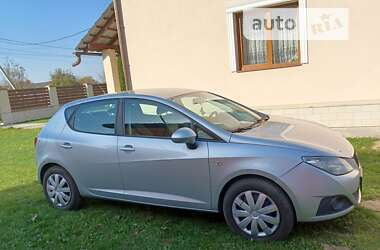 Хетчбек SEAT Ibiza 2011 в Ужгороді