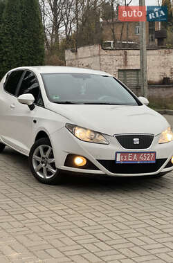 Хэтчбек SEAT Ibiza 2011 в Прилуках