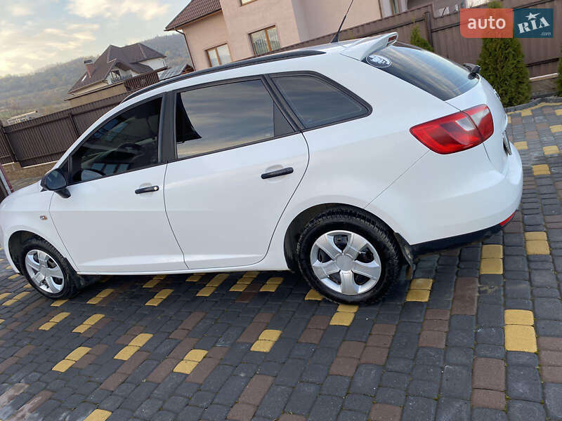 Універсал SEAT Ibiza 2010 в Перегінське