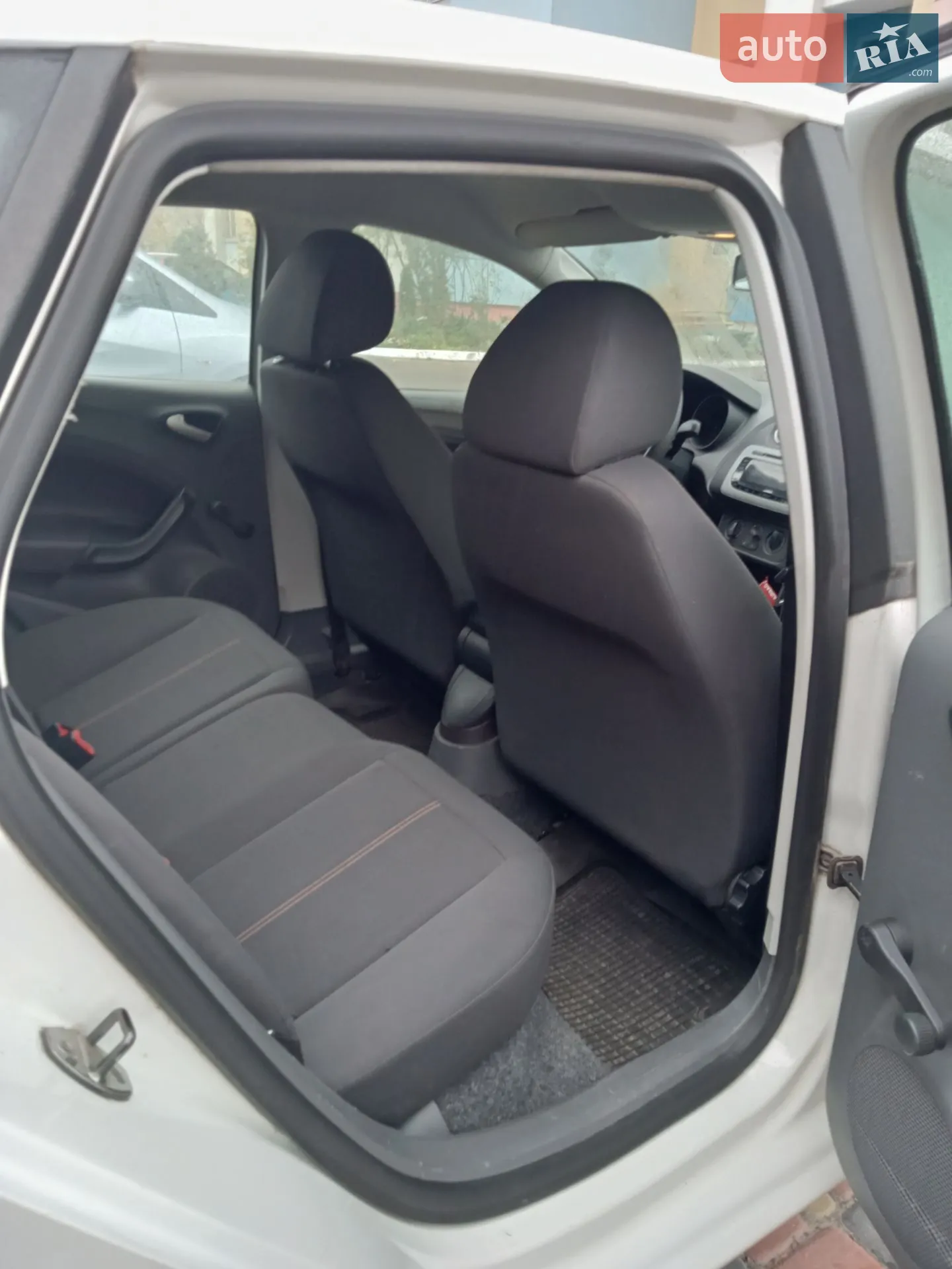 2010 SEAT Ibiza - мініатюра 5