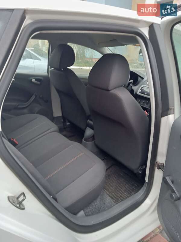 Хетчбек SEAT Ibiza 2010 в Рівному