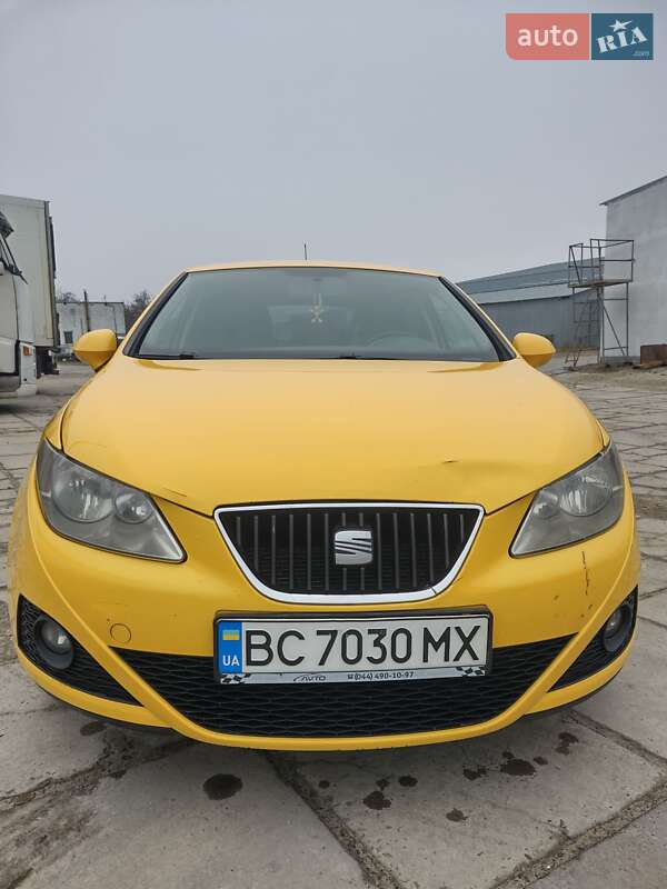 Хетчбек SEAT Ibiza 2010 в Львові