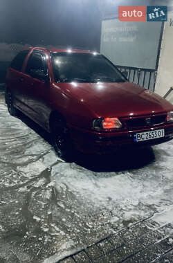 Хэтчбек SEAT Ibiza 1995 в Жовкве