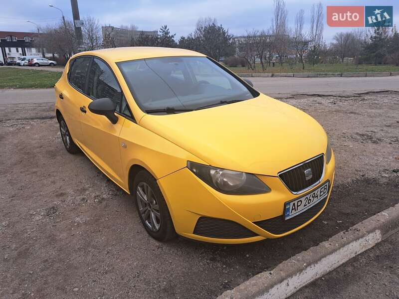 SEAT Ibiza 2011 SEAT Ibiza 2011