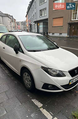 Хетчбек SEAT Ibiza 2010 в Дніпрі