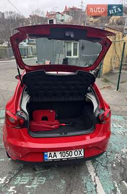 Хетчбек SEAT Ibiza 2015 в Києві