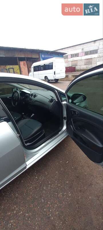 Хэтчбек SEAT Ibiza 2015 в Чернигове